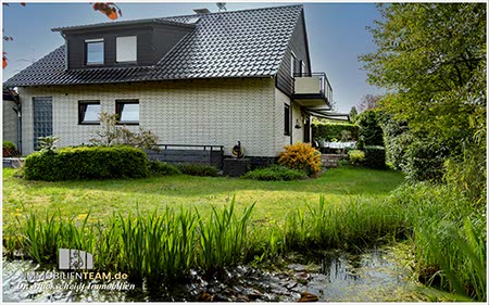 Zweifamilienhaus - schönes Wohnen am Niederrhein in Hünxe