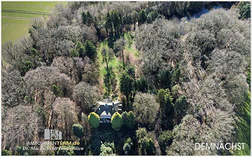 romantisches Herrenhaus am rechten Niederrhein zu verkaufen