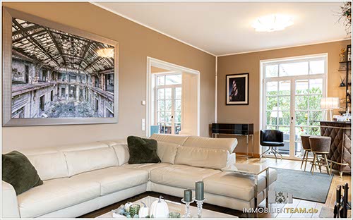 Exklusives und modernes Haus im belgischen Landhausstil in Langenfeld