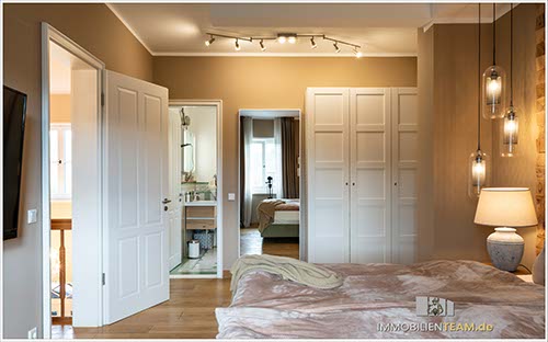 Exklusives und modernes Haus im belgischen Landhausstil in Langenfeld