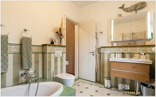 Exklusives und modernes Haus im belgischen Landhausstil in Langenfeld