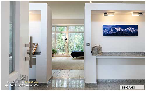 Schule auf dem Land als Wohnhaus mit viel Raum kaufen