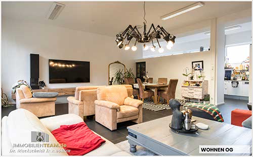 Schule auf dem Land als Wohnhaus mit viel Raum kaufen