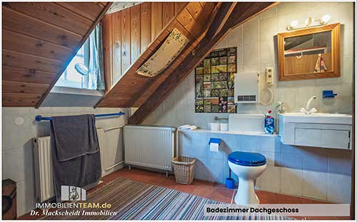Charmantes Bauernhaus mit Scheune in Voerde-Friedrichsfeld
