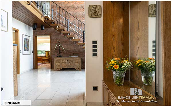 Entrée mit Garderobe im Einfamilienhaus in Wesel